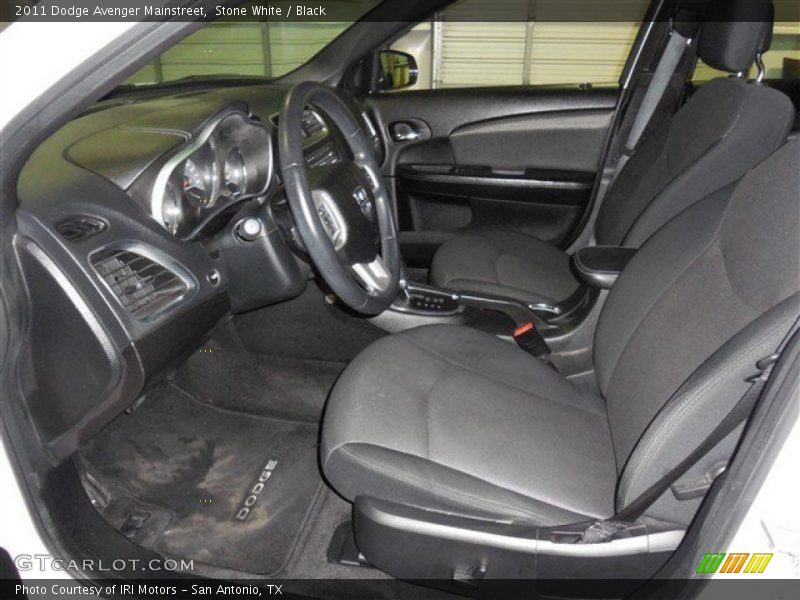 Stone White / Black 2011 Dodge Avenger Mainstreet