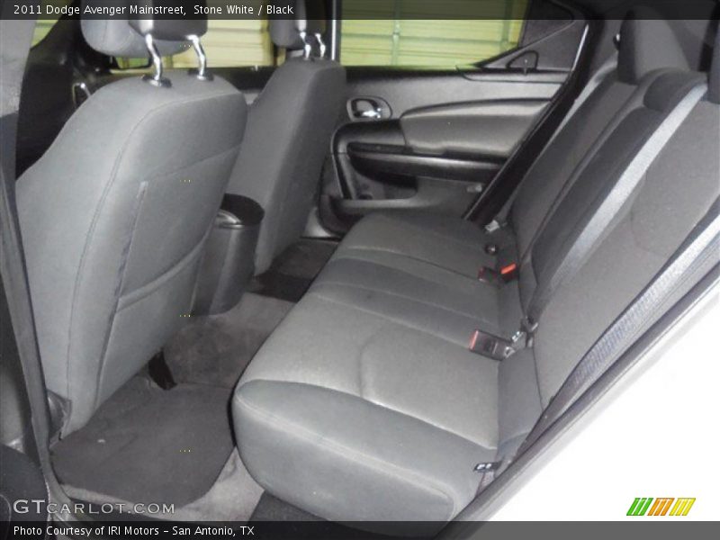Stone White / Black 2011 Dodge Avenger Mainstreet
