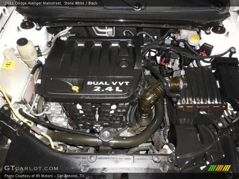 Stone White / Black 2011 Dodge Avenger Mainstreet