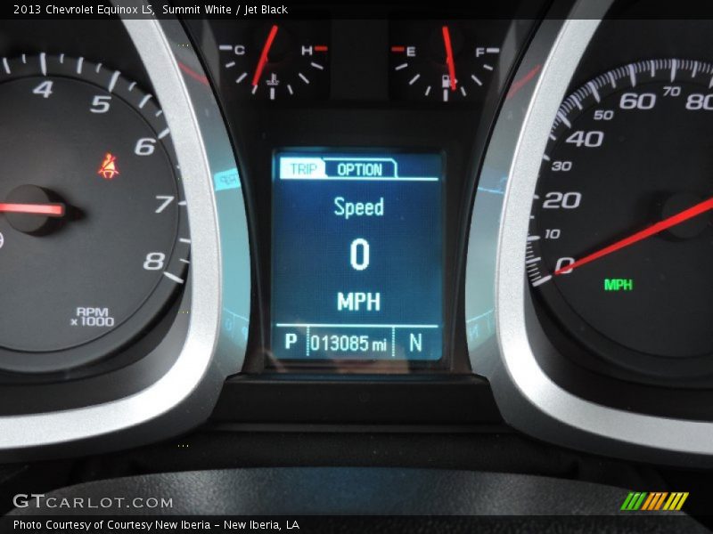 Summit White / Jet Black 2013 Chevrolet Equinox LS