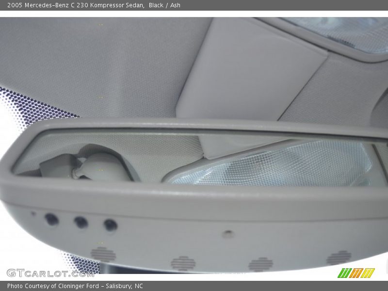 Black / Ash 2005 Mercedes-Benz C 230 Kompressor Sedan