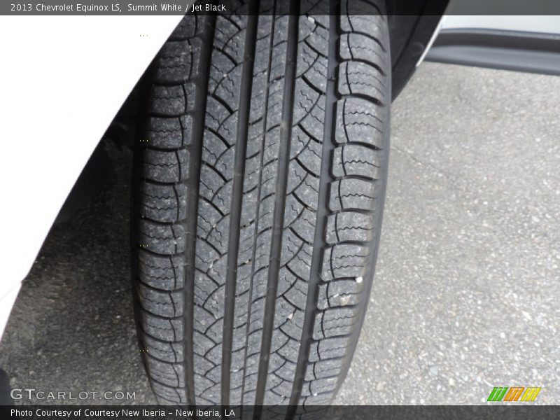 Summit White / Jet Black 2013 Chevrolet Equinox LS