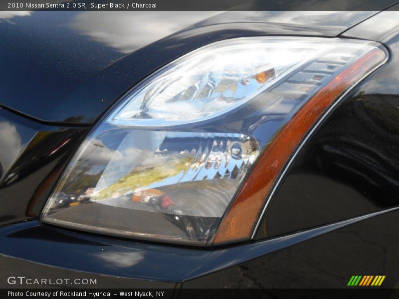 Super Black / Charcoal 2010 Nissan Sentra 2.0 SR