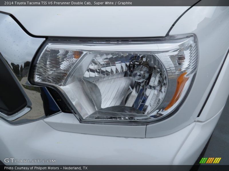 Super White / Graphite 2014 Toyota Tacoma TSS V6 Prerunner Double Cab