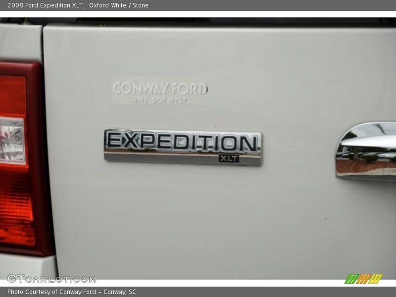 Oxford White / Stone 2008 Ford Expedition XLT