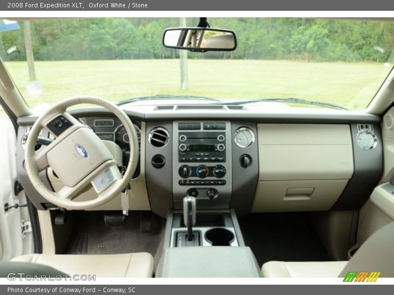 Oxford White / Stone 2008 Ford Expedition XLT