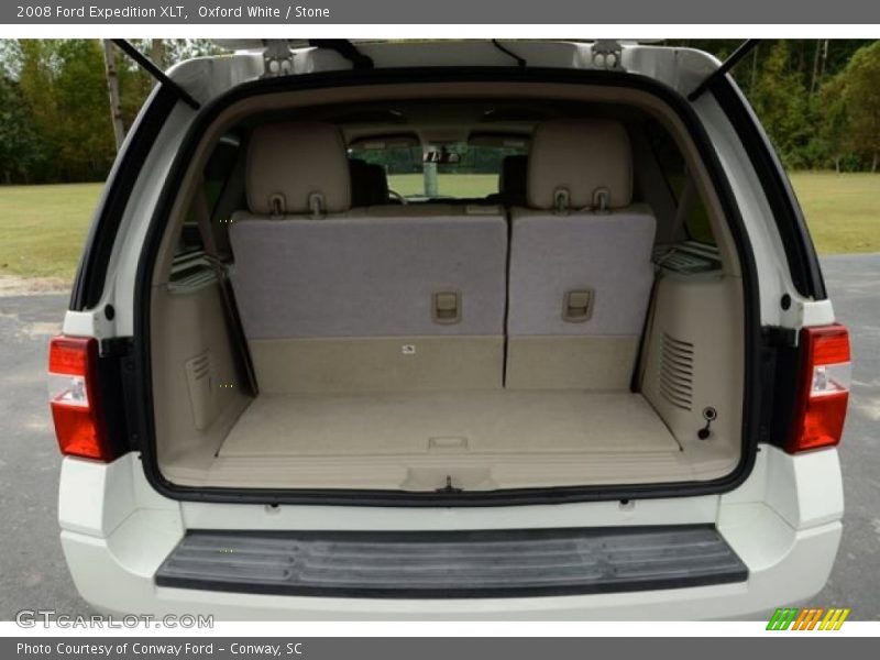 Oxford White / Stone 2008 Ford Expedition XLT