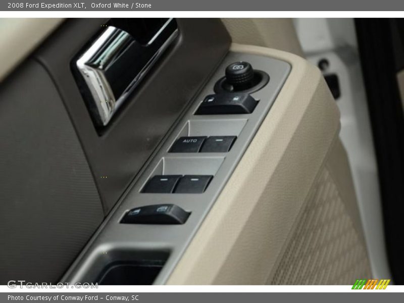 Oxford White / Stone 2008 Ford Expedition XLT