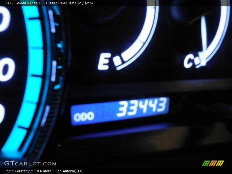 Classic Silver Metallic / Ivory 2012 Toyota Venza LE