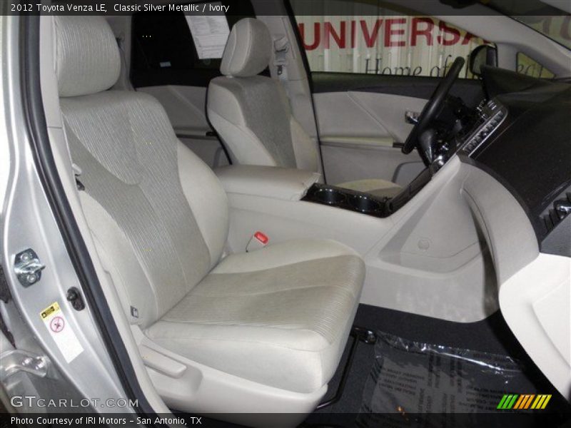 Classic Silver Metallic / Ivory 2012 Toyota Venza LE