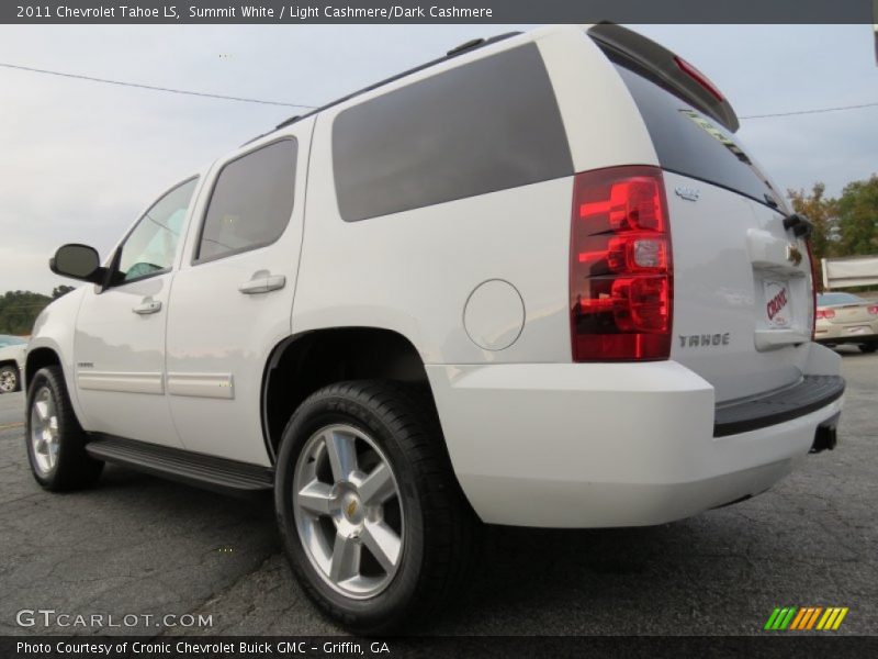 Summit White / Light Cashmere/Dark Cashmere 2011 Chevrolet Tahoe LS