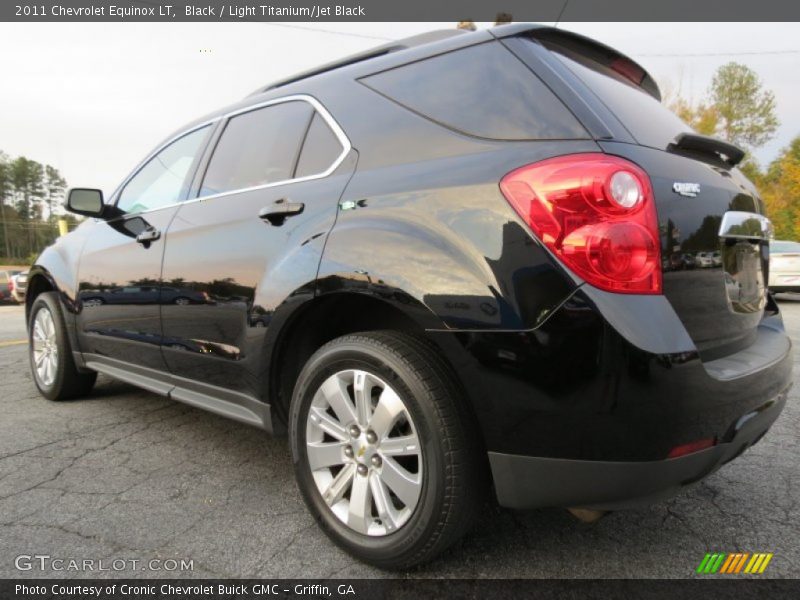 Black / Light Titanium/Jet Black 2011 Chevrolet Equinox LT