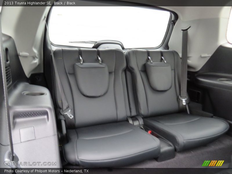 Black / Black 2013 Toyota Highlander SE