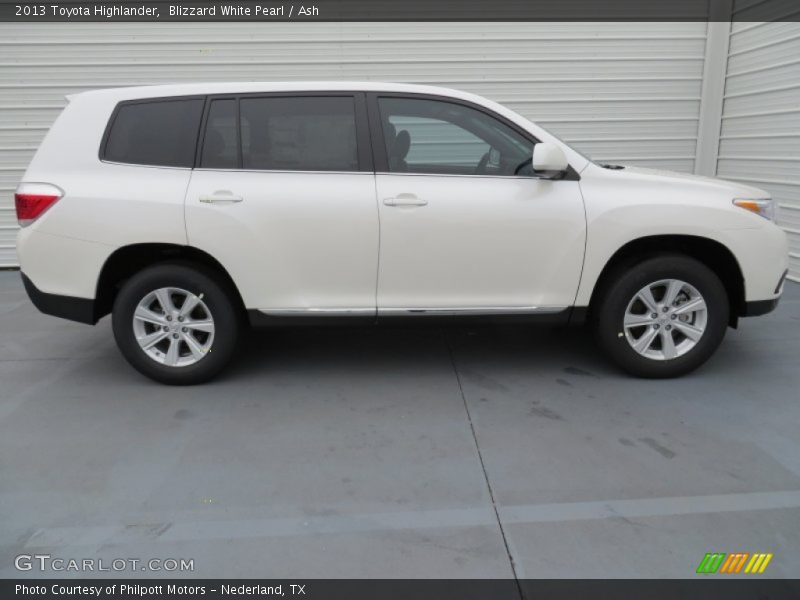 Blizzard White Pearl / Ash 2013 Toyota Highlander
