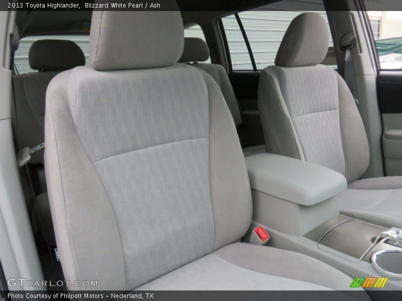 Blizzard White Pearl / Ash 2013 Toyota Highlander