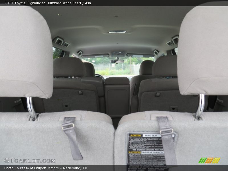 Blizzard White Pearl / Ash 2013 Toyota Highlander