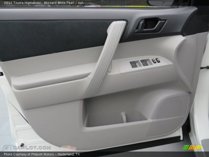 Blizzard White Pearl / Ash 2013 Toyota Highlander