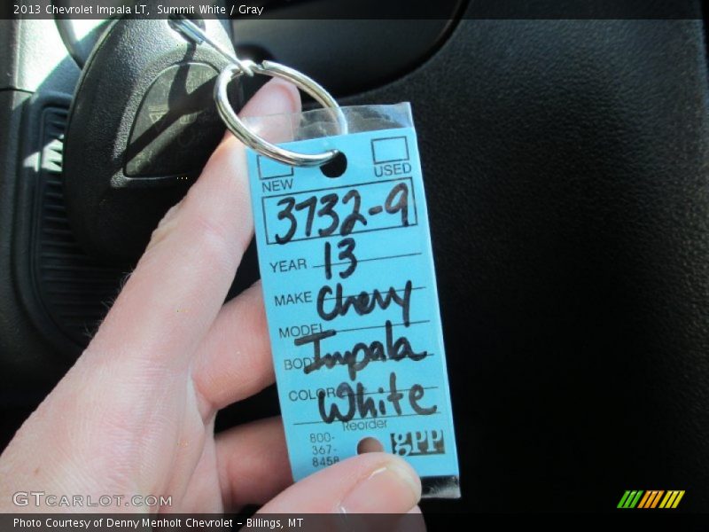 Summit White / Gray 2013 Chevrolet Impala LT