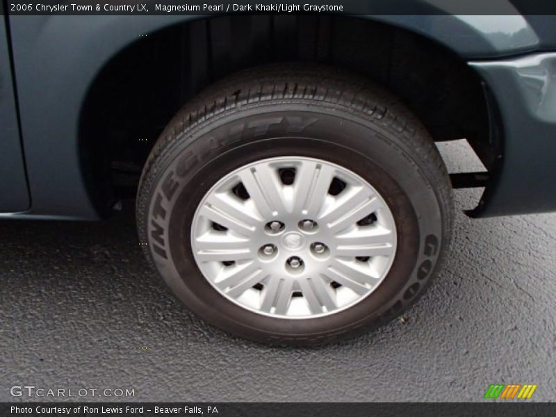 Magnesium Pearl / Dark Khaki/Light Graystone 2006 Chrysler Town & Country LX