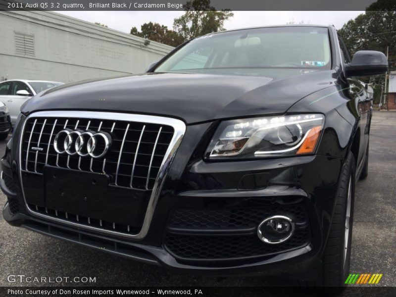 Brilliant Black / Cardamom Beige 2011 Audi Q5 3.2 quattro