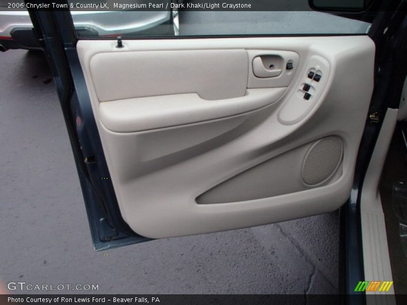 Magnesium Pearl / Dark Khaki/Light Graystone 2006 Chrysler Town & Country LX