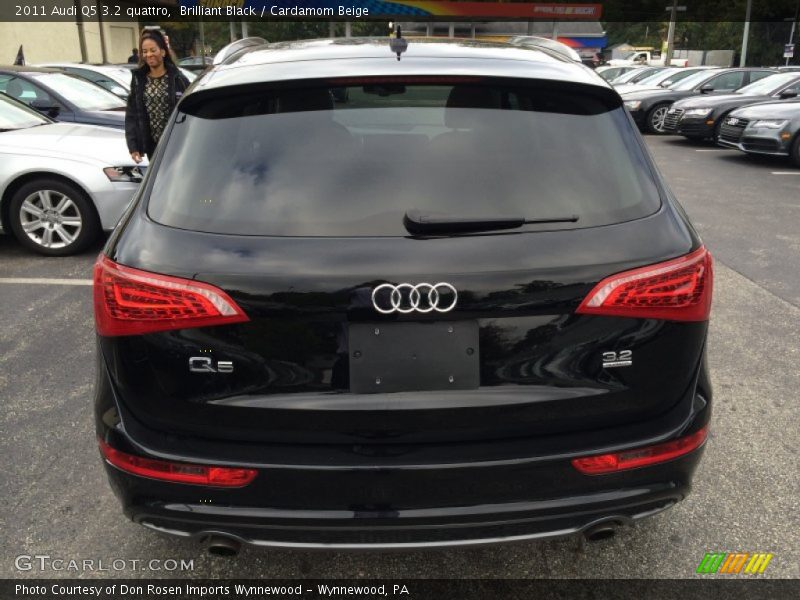 Brilliant Black / Cardamom Beige 2011 Audi Q5 3.2 quattro