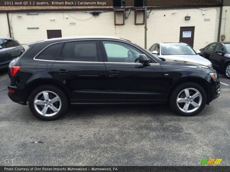 Brilliant Black / Cardamom Beige 2011 Audi Q5 3.2 quattro