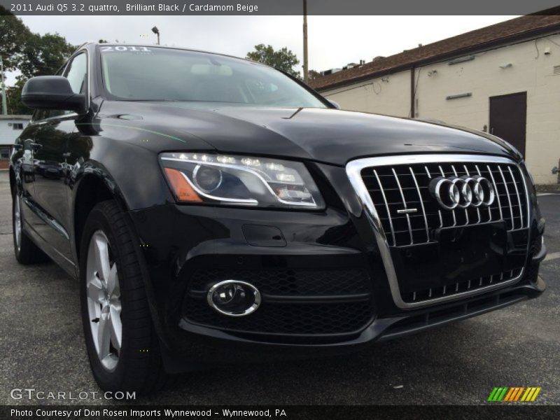 Brilliant Black / Cardamom Beige 2011 Audi Q5 3.2 quattro