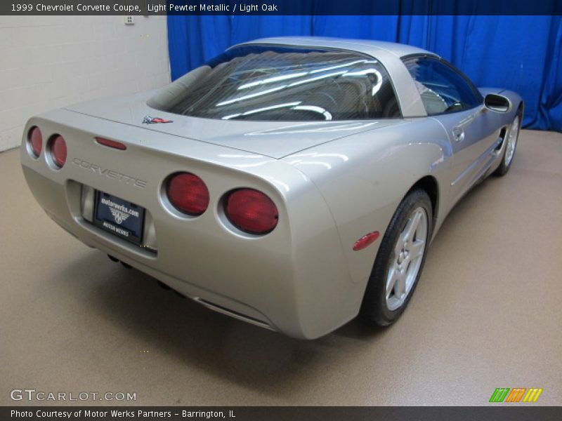 Light Pewter Metallic / Light Oak 1999 Chevrolet Corvette Coupe
