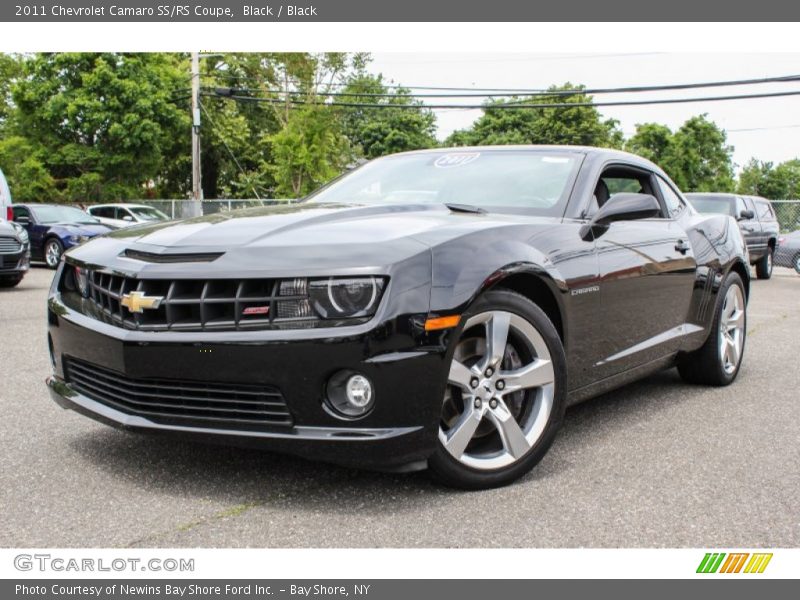 Front 3/4 View of 2011 Camaro SS/RS Coupe