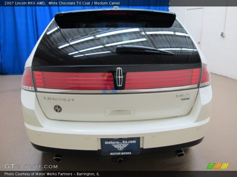 White Chocolate Tri Coat / Medium Camel 2007 Lincoln MKX AWD