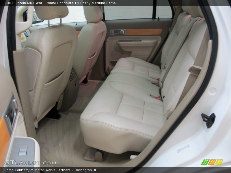 White Chocolate Tri Coat / Medium Camel 2007 Lincoln MKX AWD
