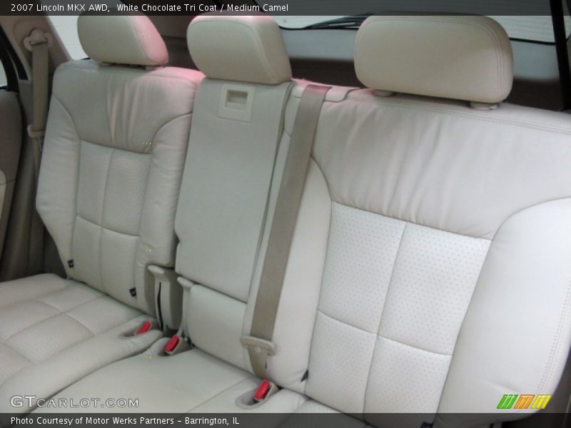 White Chocolate Tri Coat / Medium Camel 2007 Lincoln MKX AWD