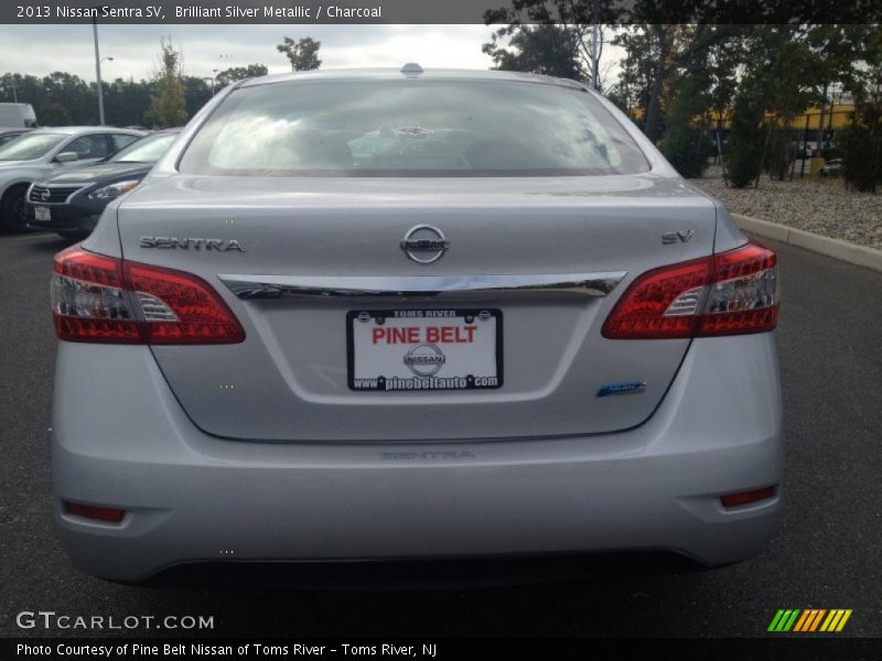 Brilliant Silver Metallic / Charcoal 2013 Nissan Sentra SV
