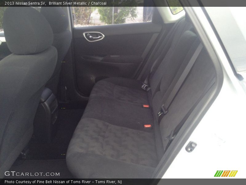Brilliant Silver Metallic / Charcoal 2013 Nissan Sentra SV