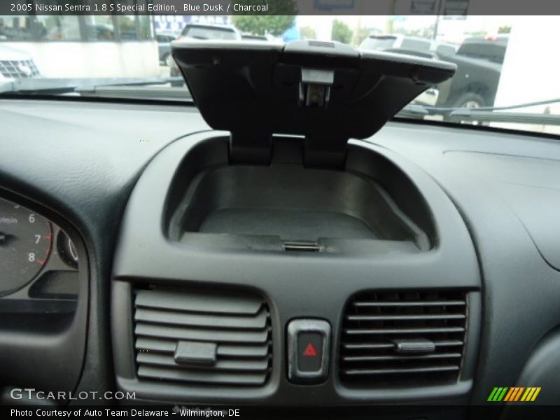 Blue Dusk / Charcoal 2005 Nissan Sentra 1.8 S Special Edition