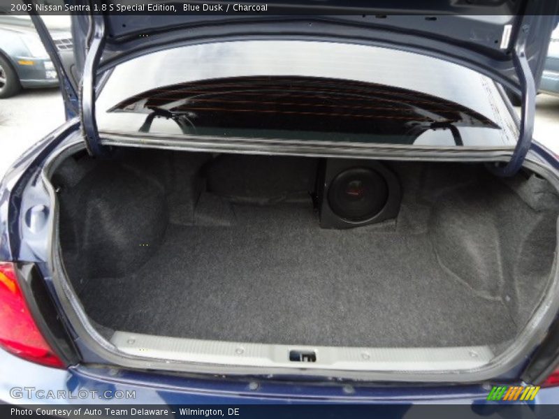 Blue Dusk / Charcoal 2005 Nissan Sentra 1.8 S Special Edition