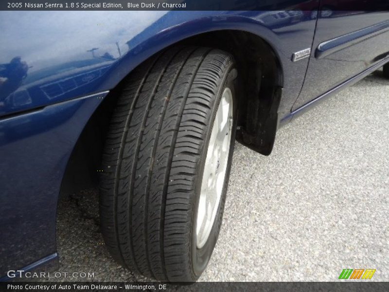 Blue Dusk / Charcoal 2005 Nissan Sentra 1.8 S Special Edition