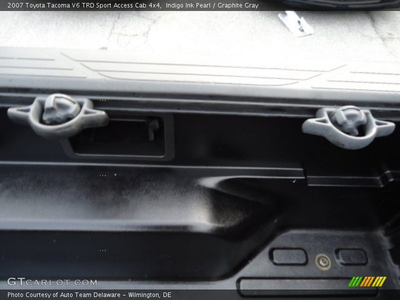 Indigo Ink Pearl / Graphite Gray 2007 Toyota Tacoma V6 TRD Sport Access Cab 4x4