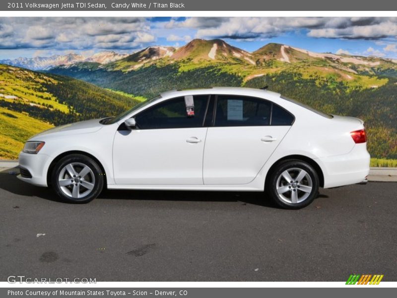 Candy White / Titan Black 2011 Volkswagen Jetta TDI Sedan