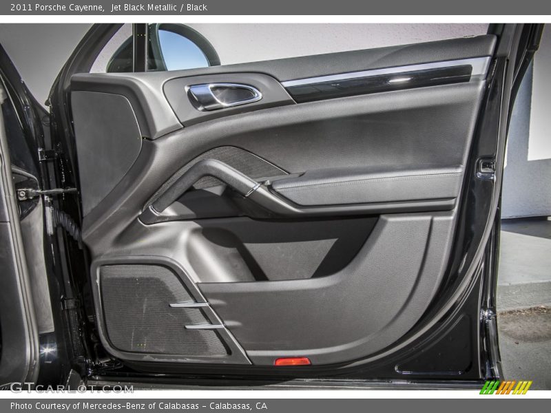 Door Panel of 2011 Cayenne 