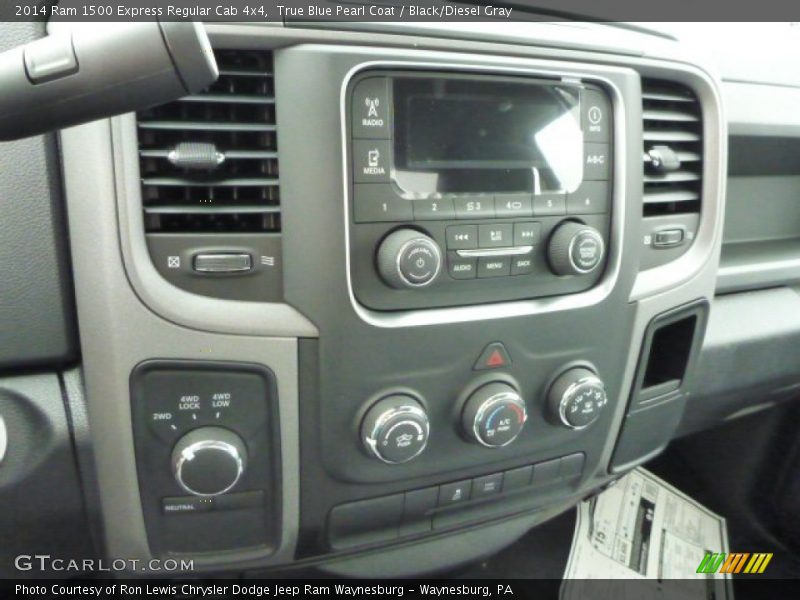 True Blue Pearl Coat / Black/Diesel Gray 2014 Ram 1500 Express Regular Cab 4x4