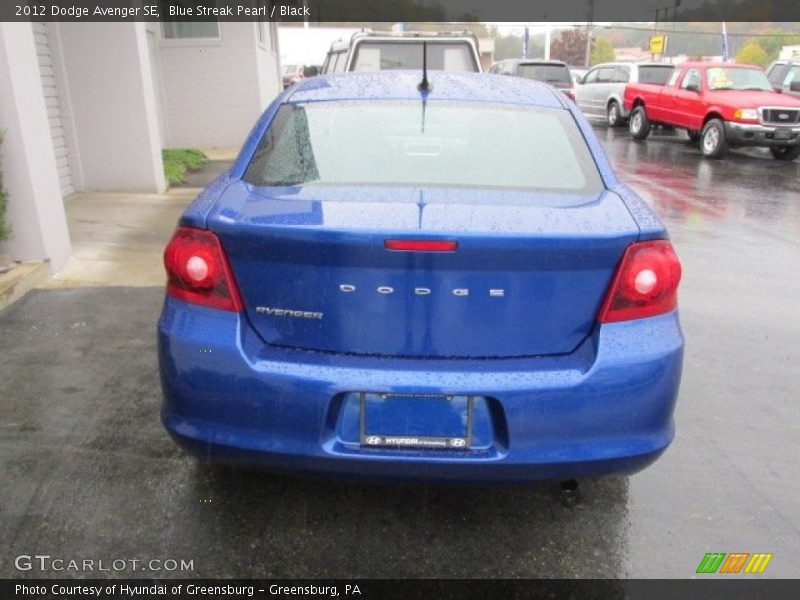 Blue Streak Pearl / Black 2012 Dodge Avenger SE