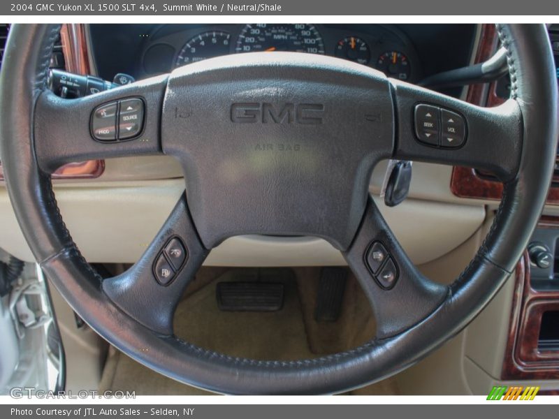 Summit White / Neutral/Shale 2004 GMC Yukon XL 1500 SLT 4x4