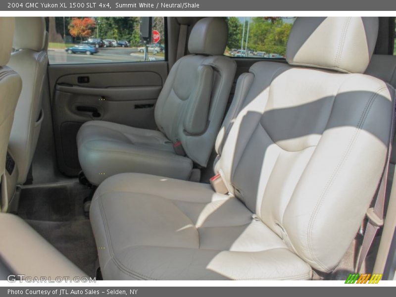 Summit White / Neutral/Shale 2004 GMC Yukon XL 1500 SLT 4x4