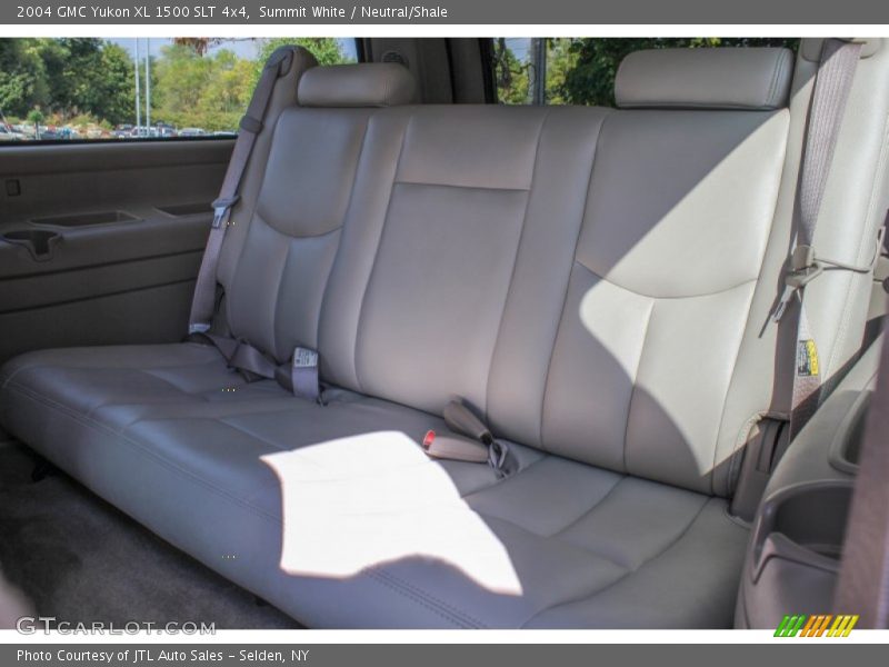 Summit White / Neutral/Shale 2004 GMC Yukon XL 1500 SLT 4x4
