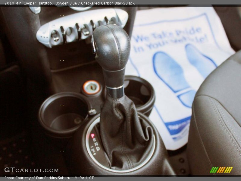 Oxygen Blue / Checkered Carbon Black/Black 2010 Mini Cooper Hardtop