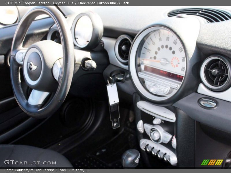 Oxygen Blue / Checkered Carbon Black/Black 2010 Mini Cooper Hardtop