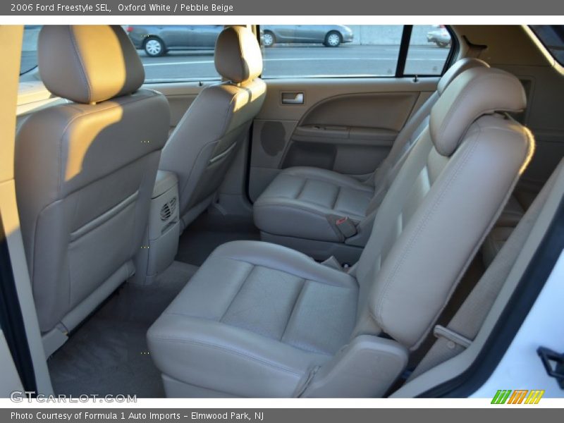 Oxford White / Pebble Beige 2006 Ford Freestyle SEL