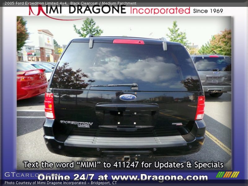 Black Clearcoat / Medium Parchment 2005 Ford Expedition Limited 4x4